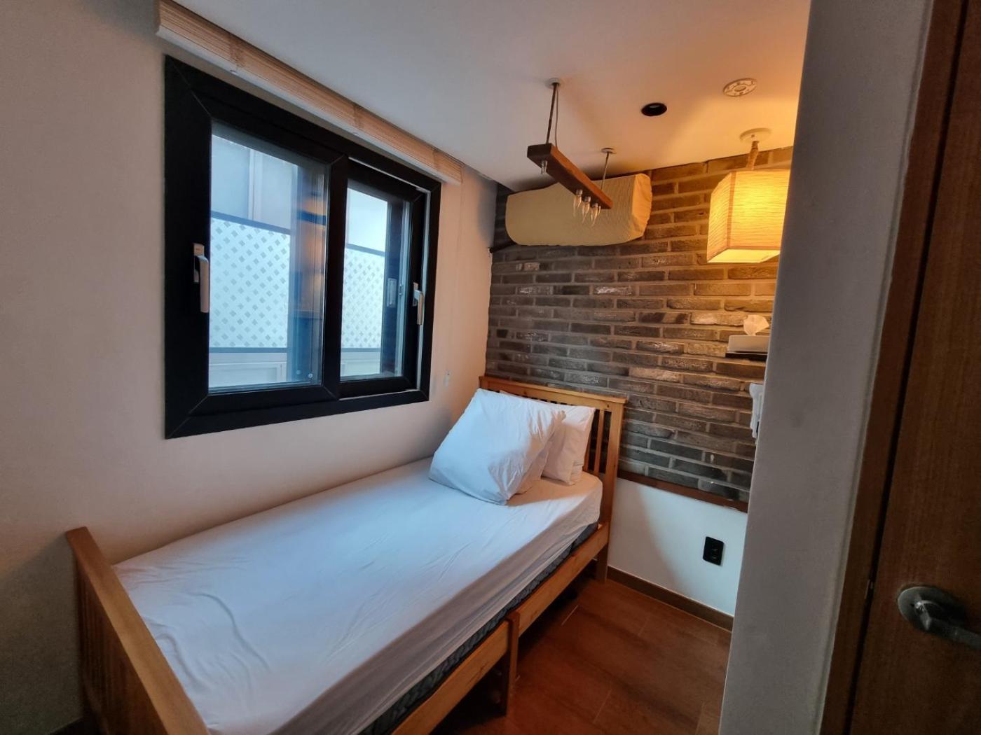 Hwon Guesthouse Seoul Exterior foto